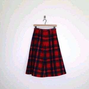 1970s Pendleton Plaid Skirt // Vintage